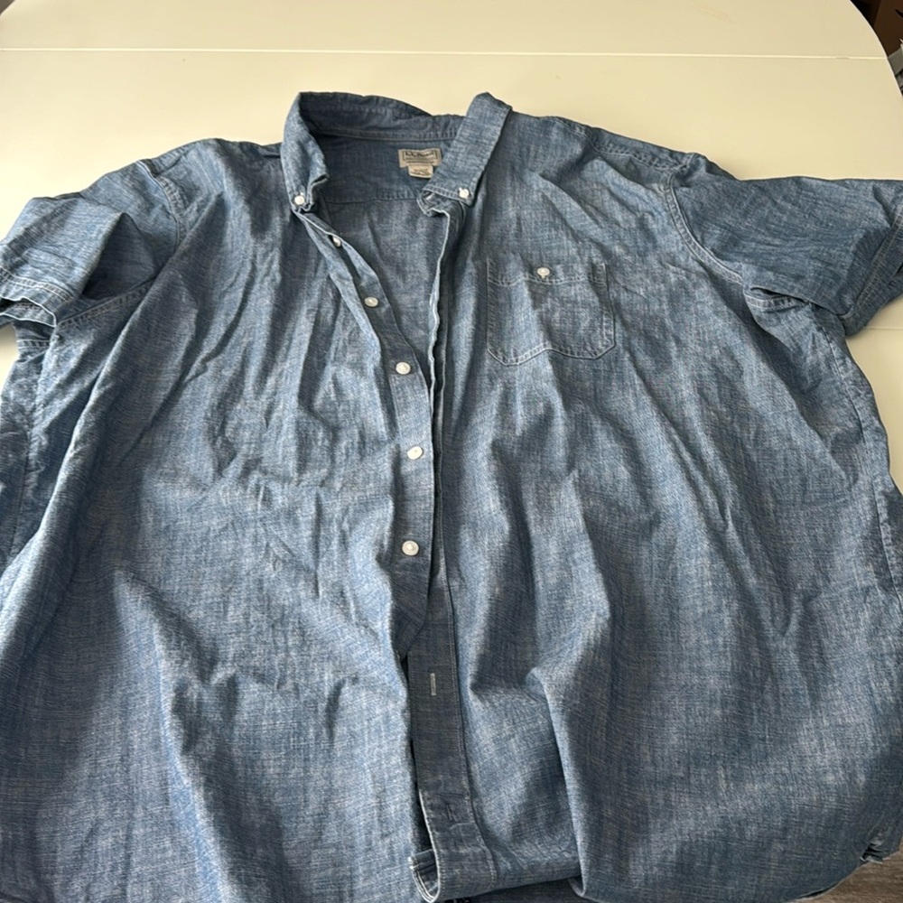 Men’s Chambray Shirt